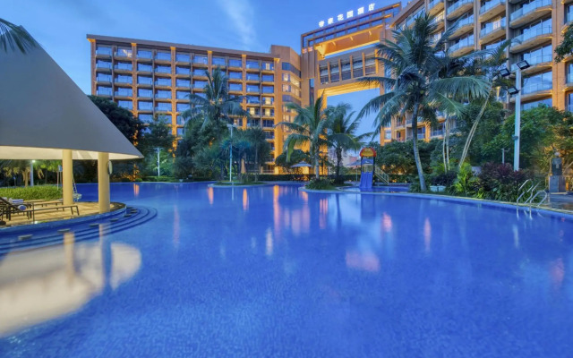 Royal Garden Hotel