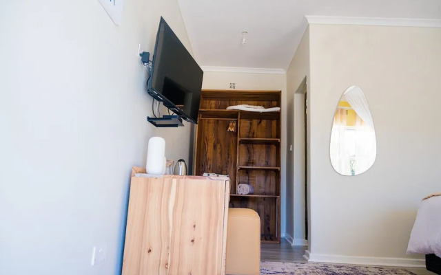 36 Alexander Guest House