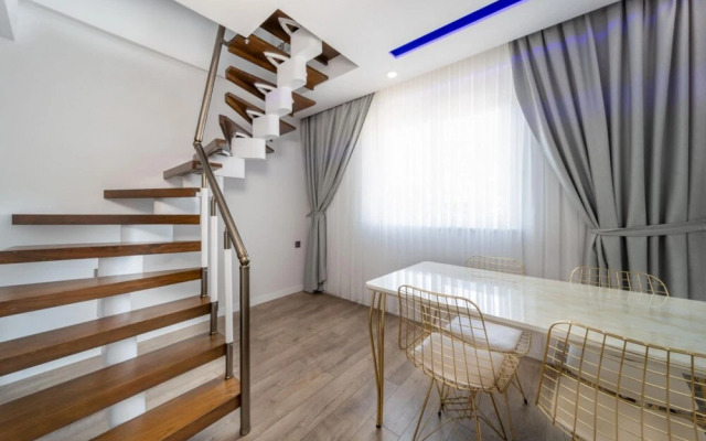 Modern and Central Flat Near Beach in Antalya