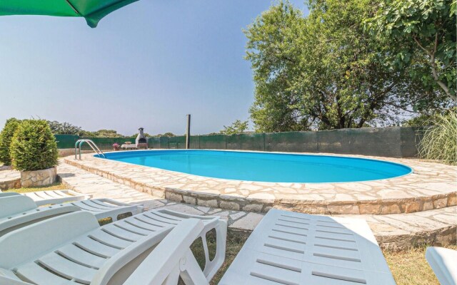 Nice Home in Pula With Wifi and 4 Bedrooms