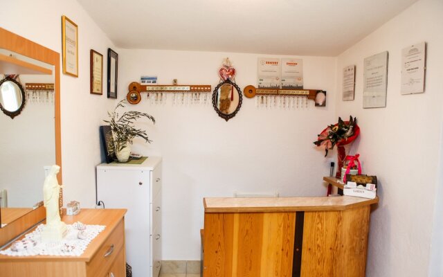 Family guesthouse in forest Ana & Stjepan Nikolic