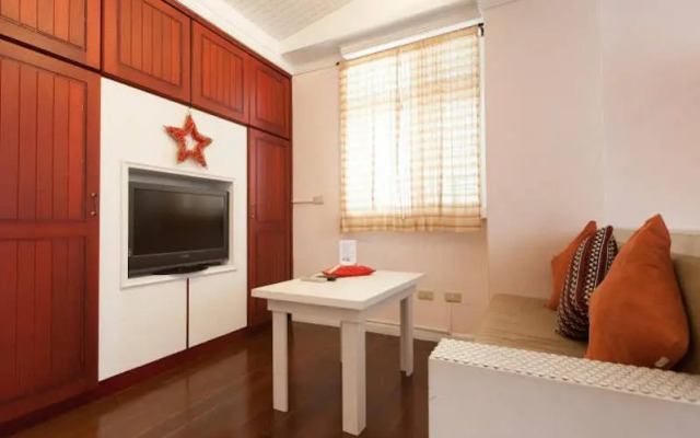 Flower Guest House
