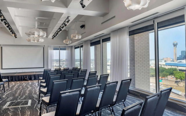 Lorenzo Hotel Dallas, Tapestry Collection by Hilton