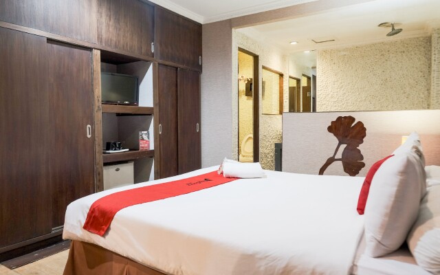 RedDoorz near WaterBoom Lippo Cikarang