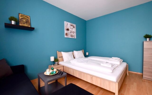 Standard Apartment by Hi5 - Garay