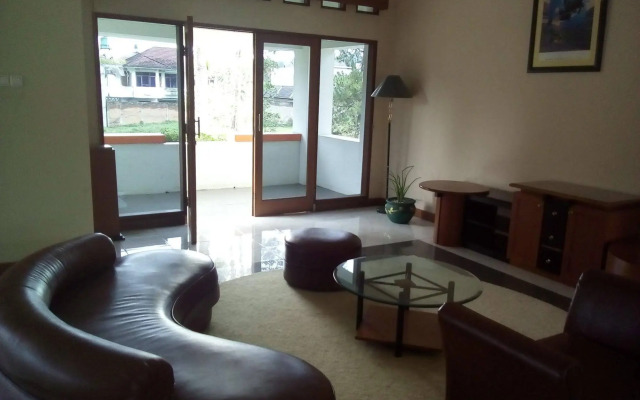 Simply Homy Guesthouse Graha Puspa