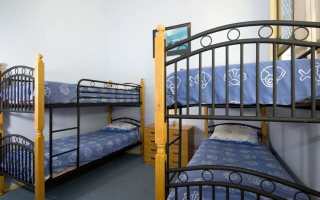 Bay Parklands, 4/2 Gowrie Avenue