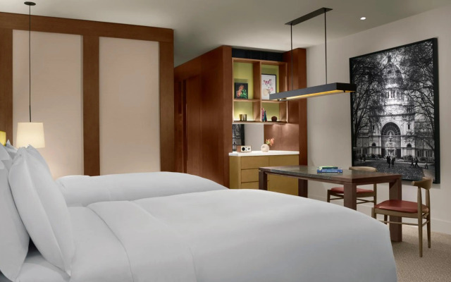 The Ritz-Carlton, Melbourne
