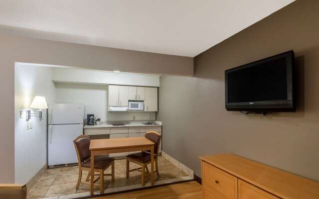 Studio 6 Lubbock, TX - Medical Center