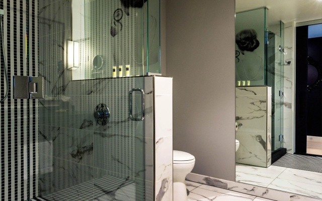Indigo Los Angeles Downtown by IHG