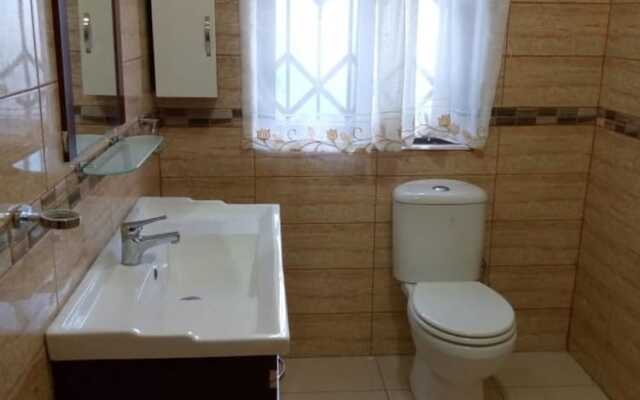 3 Bedrooms Exclusive Apartment in Kaludu