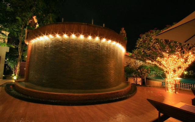 Siam Society Hotel & Resort