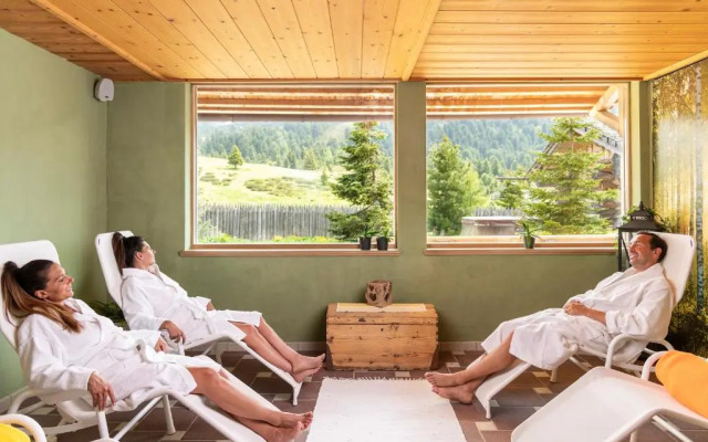 Berghotel Jochgrimm - Your hoome in the Dolomites