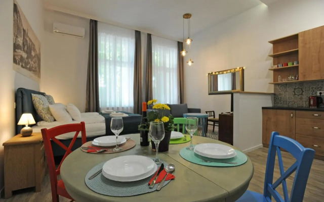 M37 Apartman