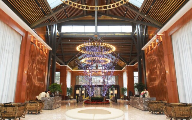Yin Run Town Hotel