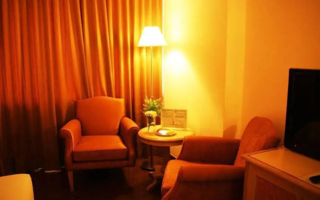 Mtc Plus At Grand Tower Inn