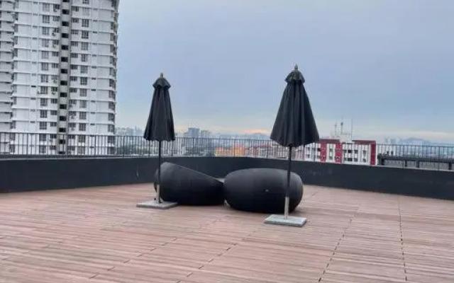 The Ridge Twiinz.Inn @ KL East