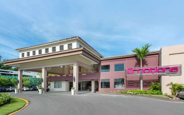 Playa Naco Resort & Spa