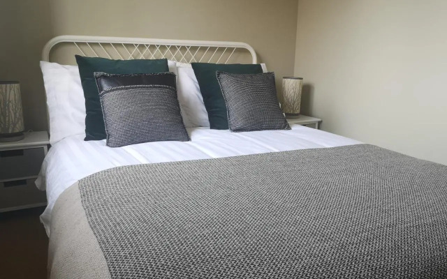 CF10 House - Cardiff City Centre