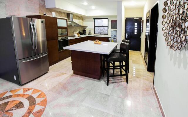 El Faro 302 Coral Penthouse