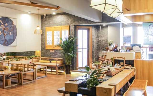 Baixin Hotel (North Station Century City)
