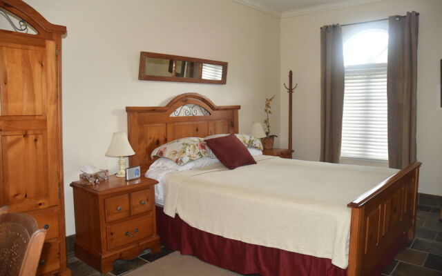 The Muskoka Rose Guest House & Retreat