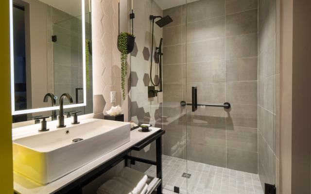Hotel Indigo Miami Brickell by IHG