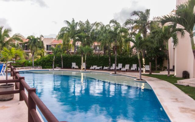 Coral Maya Stay Suites