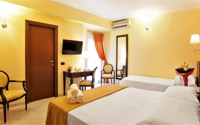 Hotel Tuscolana