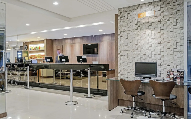 Slim Curitiba Av. das Torres