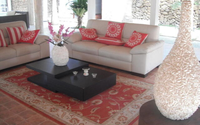 Hotel El Cayito Beach Resort Montecristi