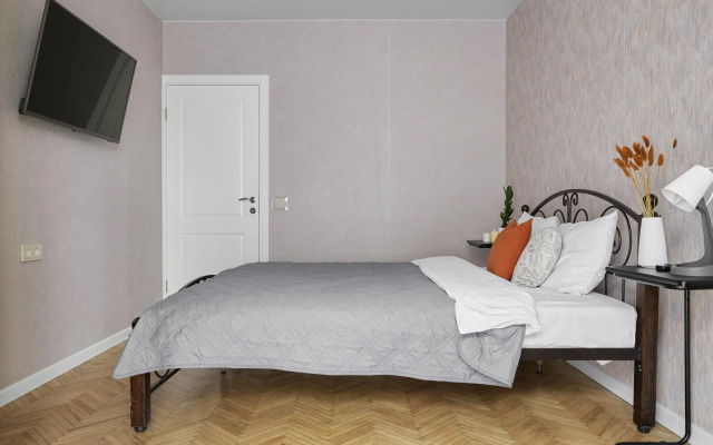 Vesta on Kavalergardskaya