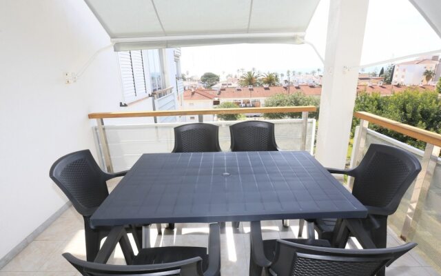 Apartamento Luminoso Para 6 Personas en Cambrils