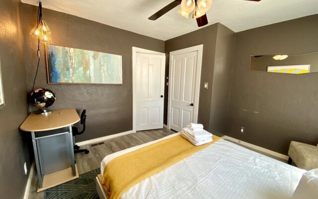 650 W. 10th St Loveland