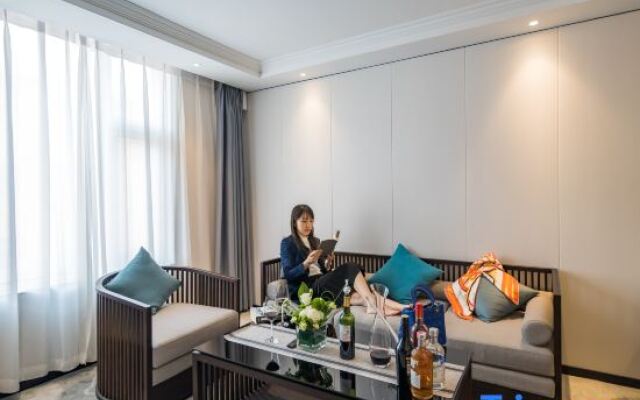 Voyage International Hotel