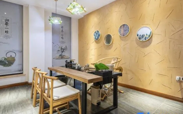 Yinju Jiushe Hostel