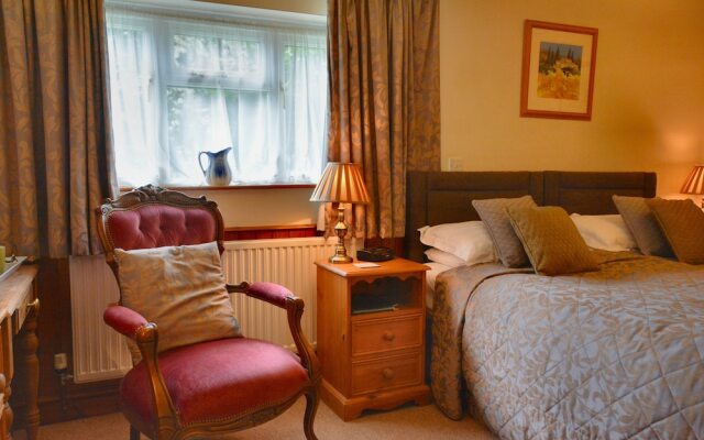 The Crown Country Inn