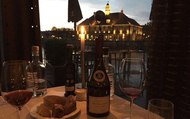 De Zon Hotel & Restaurant by Flow