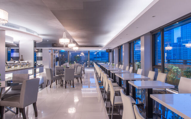 Forward Hotel Nangang