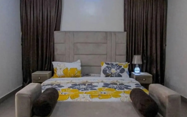 Network Hotel and Suites