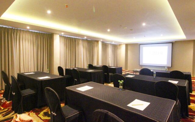 Four Star by Trans Hotel