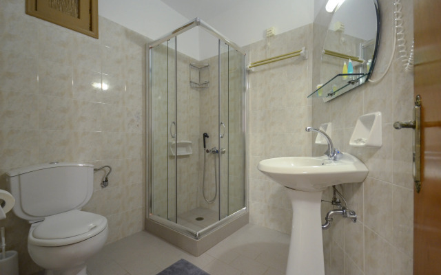 Proteas Hotel & Suites