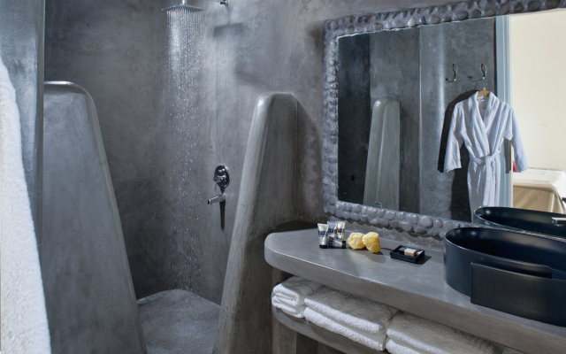 Andronis Luxury Suites