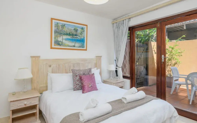 San Lameer Villa Rentals  2813