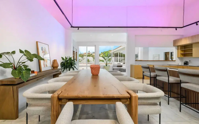 The Court Villa - 8 Bed 8 5 Bath