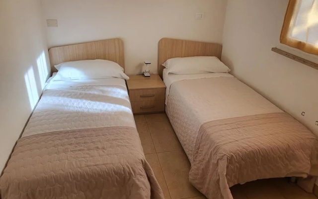 Hotel Airone