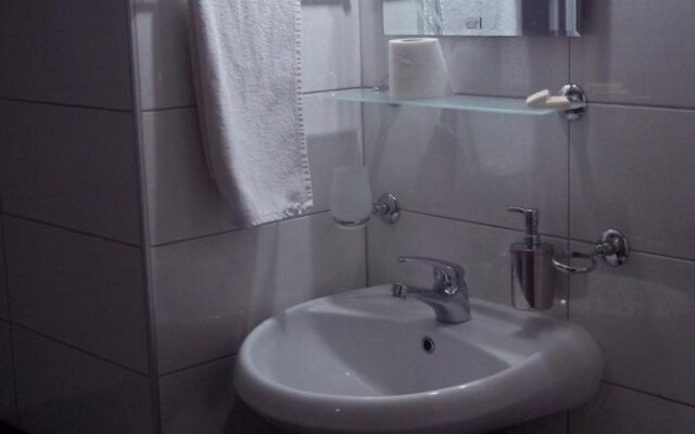 Mesut Hotel