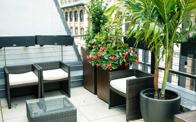 The Carvi Hotel New York, Ascend Hotel Collection