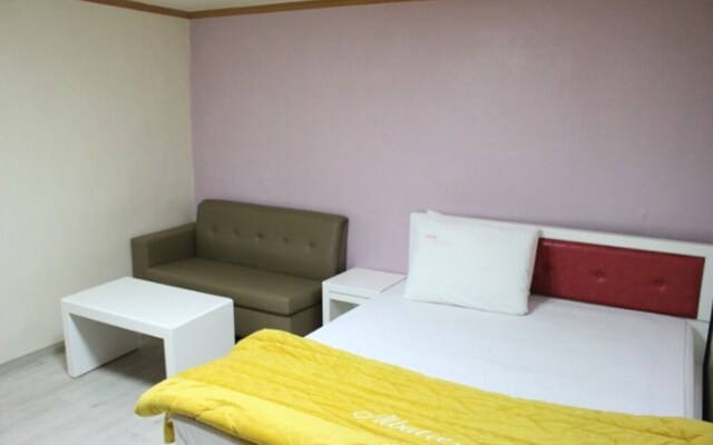 Avishong Motel