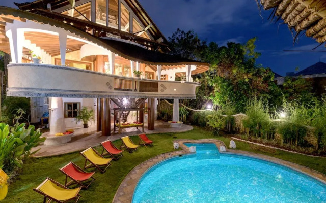 Massive Villa Brawa in Canggu